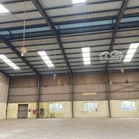 Cho Thuê 1300M2 Kho Xưởng Sạch Đẹp Tai Quốc Oai - Hà Nội Giá Thuê 70 Nghìn/M2 Liên Hệ: 0982247544