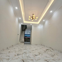 Bán Nhà View Mặt Phố Giải Phóng, Q. Hoàng Mai - 52M2, 5 Tầng, Thang Máy - Gara - Kd - Chỉ 17.2 Tỷ