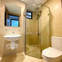 Cần Bán Căn Hộ 2Pn 2 Vệ Sinhsổ Hồng Sẵn Giá Tốt View Sg Hướng Về Thành Phố, Hỗ Trợ Vay 70% Call Em Triều