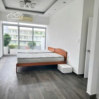 Cho Thuê Garden Court1, Pmh, Q7Diện Tích146M2 Nhà Đẹp View Kênh Đào