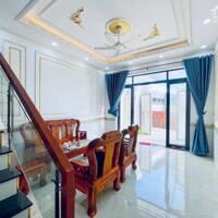 Nhà lầu gần ngã tư vũng tàu, bigc đồng nai. 3 tỷ hơn thương lượng mạnh. Đi sài gòn bao gần.