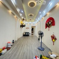 Nhà Đẹp Tam Trinh- Kinh Doanh- Ô Tô Đỗ Cửa - 5 Phút Di Chuyển Vào Trung Tâm -77M2 Hơn 9 Tỷ