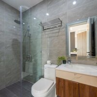 CỰC PHẨM NHÀ 4 TẦNG MỚI KENG- MẶT PHỐ HẢI CHÂU VEN SÔNG HÀN- THĂNG LONG- CÓ SÂN ĐỂ XE Ô TÔ-DT 100M2