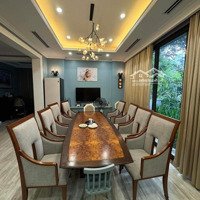 Siêu Phẩm Đầu Tư ! Nhà Khu Vip Phân Lô Tây Hồ Tây-120M2.Mặt Tiền8,3M. 27 Tỷ( 225 Triệu/M2). Oto Tránh Nhau.