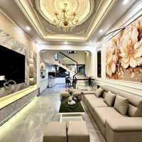 Nhà Đẹp Mới Toanh Phố Trần Nguyên Hãn - Lê Chân, Có Sẵn Nội Thất, Ngõ Vào Rộng Rãi, Thoáng Mát