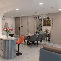 Cho Thuê Căn Hộ Duplex 2 Phòng Ngủfull Nội Thất Cao Cấp Nhà Mới 100% Bao Đẹp The Metropole Khu Opera