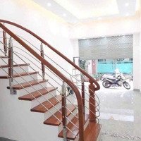 Bán Gấp Siêu Phẩm Nhuệ Giang - Hà Đông 42M2X4T Lô Góc Gara Oto View Sân Bóng
Giá Nhỉnh 12Tỷ