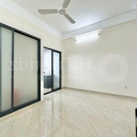 Studio Gần 40M2, Có Ban Công, Bếp Tách, Gần Utc2, Ufm, Fpt,.. Ngay Lê Văn Việt, Ngã Tư Thủ Đức