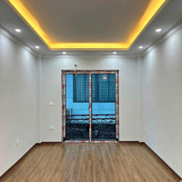 Bán Nhà Siêu Hot Tại Đường Kim Hoàng, 4,1 Tỷ Vnd, 30 M2 - Uy Tín - Chất Lượng Chính Chủ