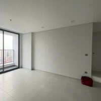 Chính chủ bán căn hộ Khai Sơn City, Long Biên, DT 77.5m2, 2 ngủ 2 wc, view hồ