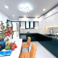 Nhà Cầu Giấy- Gara Ô Tô 7 Chỗ- Mặt Ngõ To Như Phố Lớn -Diện Tích43M Giá Bán 14.98 Tỷ -Thang Máy