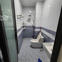 Cần Bán Căn Nhà 1 Trệt 2 Lầu Có 4 Phòng Ngủ, 66M Đất 170M Sàn 1 Xẹt Nguyễn Xiển Cách Vinhomes 200M.
