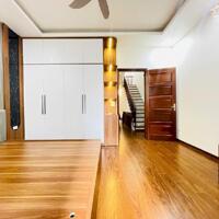 Siêu phẩm nhà Kim Giang lô góc ô tô 3 bước ra phố - DT: 40m2 x 4T mặt tiền 4,2m nhỉnh 6 tỷ