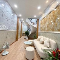 Lên Sóng Nhà Sẵn Hđ Thuê 18 Triệu/Tháng, Đ. Phổ Quang Phú Nhuận -Diện Tích56,25M2 Hẻm Oto Giá Bán 2,76 Tỷ - Shr