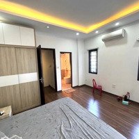 Nhà 5 Tầng,Lô Góc ,Phố Ngọc Lâm, 2 Thoáng,Full Nội Thất,Ngõ Nông, Ô Tô 4 Vào Nhà, Trung Tâm.giá Tôt