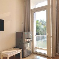 Siêu Rẻ!! Studio Balcon 30M2 Ngay Thành Thái Q10_ Đh Hoa Sen_ Cầu Vượt 3/2_ Y Khoa Pnt_ Siêu Thị