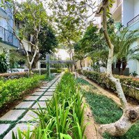 Bán Nhà Biệt Thự Tại Evelyne Gardens - Parkcity Hà Nội, Giá Tốt 30,3 Tỷ Vnd, Diện Tích 120M2