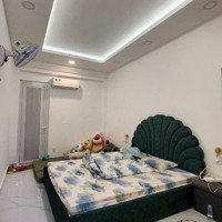 Nhà Đẹp , Trung Tâm Quận 7 , Giáp Phú Mỹ Hưng, Giá Chỉ Với Nhỉnh 17 Tỉ