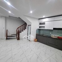 Nhà Lai Xá 100M Ra Đường Ô Tô Tránh - Diện Tích 40M2 - Giá Gần 5 Tỷ