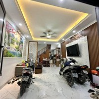 Nhà Đẹp Phố An Dương Vương, Đg Ô Tô, Ô Tô Vào Nhà, 5 Tầng 4 Phòng. Diện Tích: 40M2 X 5 Tầng, Mt4.3M