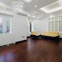 Bán Biệt Thự Tây Hồ, Khu Vực Đáng Sống, 160M2, Ô Tô Tránh, An Ninh Tốt, Gần Bảo Tàng , Giá Tốt