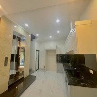 Thạch Bàn Long Biên 60M2 6 Tâng Lô Góc Thang Máy Chỉ Hơn 7 Tỷ