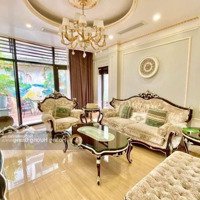 Cực Hiếm Bán Nhà Mặt Phố Đông Quan, 122M2 X 10M X 5 Tầng, 3 Thoáng, Giá Bán 24 Tỷ (Thương Lựơng)