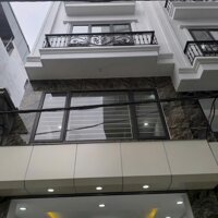 BÁN NHÀ ĐẠI TỪ - Ô TÔ ĐỖ CỬA - GẦN TRƯỜNG HỌC - 30M², 5 TẦNG, CHỈ 6.3 TỶ