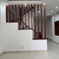 Bán Nhà Riêng Tại Phường Phúc Lợi, 8,8 Tỷ Vnd, 47,4 M2 - Căn Nhà Tiện Nghi, Đầy Đủ Nội Thất