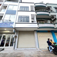 Cho Thuê Nhà Nguyên Căn Đường Lạc Long Quân P5. Quận 11, Dtsd 210M2. 5 Phòng Ngủ 3 Lầu Sân Thượng