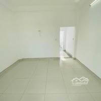 Diện Tích 60M2/2Tỷ750 - Nhà Thoại Ngọc Hầu, Tân Phú - 4 Lầu, 4 Phòng Ngủ Sân Thượng - Bán Gấp Định Cư Mỹ