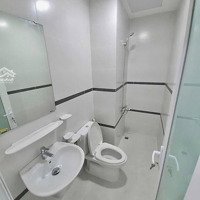 Chính Chủ Bán Căn Felisa 52M2. Giá: 2,350 Tỷ. Nhà Trống, Tầng Cao Thoáng Mát.xem Nhà: 0908644585