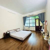 Bán Nhà Cạnh Trường Tiểu Học Văn Yên, Văn Quán, Hà Đông. Ô Tô Tránh Đỗ, Vào Nhà, 70M2, Mt4.5M