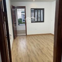 Chính Chủ Cần Bán Nhà 32M2, 5 Tầng Phố Quang Trung, Hà Đông, Giá Bán 5,65 Tỷ, Chỉ 5 Phút Ra Ubnd Quận