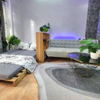 Studio Ban Công/Cửa Sổ Tách Bếp Ngay Nowzone, Kế Ngã 6 Cộng Hoà, Bitexco, Nhà Mới 100% Quận 5