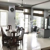 Cần Bán Nhà - Hoàng Quốc Việt - 70.5M2 X 5 Tầng - Phân Lô - Vỉa Hè - Gara Ô Tô - Kinh Doanh Đa Dạng