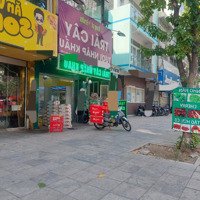 Hot - Bán Gấp Nhà Mp Nguyễn Trãi - Đối Diện Royal City, Kd Đắc Địa, 50M X 2T Chỉ 17.5 Tỷ