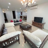 Bán Căn Hộ Tầng Cao 182M2 View Xanh Mát Tại Tòa P2 Ciputra