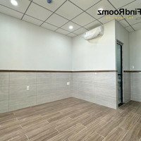 Khai Trương Studio Mới Xây Ngay Dương Quảng Hàm