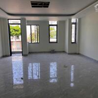 Nhà mới xây có thang máy MT đường 30m KDC khang Điền