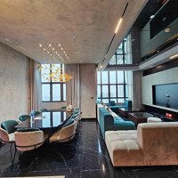 Penthouse Kosmo Tây Hồ 181M2 4 Ngủ Ban Công Đông Nam Full Đồ Tặng 1 Slot Ô Tô, Sổ Đỏ. Giá Bán 22,3 Tỷ.