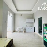 Studio ban công siêu thoáng  Giá chỉ 5Xxx Ung Văn Khiêm, Bình Thạnh (gần Hutech, GTVT) Call/Zalo 0358993560