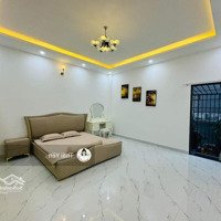 Hàng Hiếm! Cần Bán Gấp Nhà Đẹp 5 Tầng, Hẻm 7M Khu Sân Bay,Diện Tích5X11.5M, Giá Bán 10 Tỷ 9 Tl