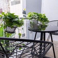 Cho Thuê Căn Hộ Dạng Biệt Thự Vườn_Tách Bếp_Bancolny_View Nhiều Cây Xanh_Gần Cầu Lê Văn Sỹ