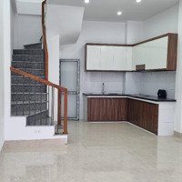 Hàng Hiếm Dưới 4 Tỷ Có Nhà 2 Tầng Thoáng Trước Sau Ô Tô Vào Nhà