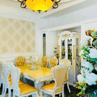 Biệt Thự Hoàng Gia - Bình Trưng Đông - Quận 2 - Diện Tích: 158M2 - Góc 2 Mặt Tiền - Giá Chỉ: 26 Tỷ