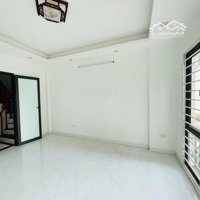 Bán Nhà - Nguyễn Văn Linh - Ô Tô Đỗ Cửa - 34M2 - 4,5 Tỷ