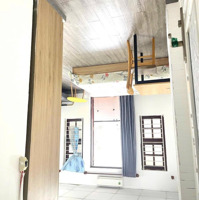 Phòng Trọ 1 Phòng Ngủban Công, Full Nội Thất, Gần Ngã Tư Hàng Xanh Bạch Đằng Bình Thạnh