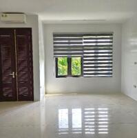 Bán nhà ngõ 10 Nguyễn Văn Huyên, Cầu Giấy, 90m2, MT 5.6m, 27 tỷ.