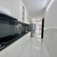 Chủ Bán Nhà Đẹp 1T1L, 90M2, (5X18) 3 Phòng Ngủ 3 Vệ Sinh Đường Xe Hơi, Sát Phạm Văn Đồng, Khu Bên Sông, Gigamal